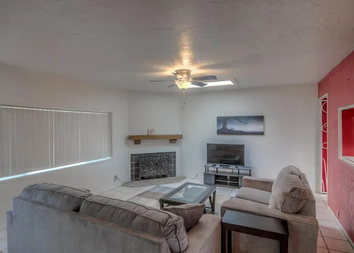 Fantastic 4 Bedroom In A Great Area