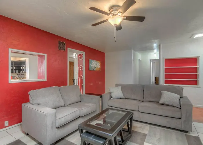 Fantastic 4 Bedroom In A Great Area *
