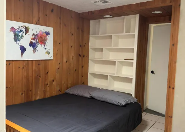 Fantastic 4 Bedroom In A Great Area Holiday home Tucson