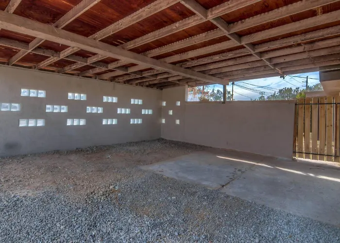Fantastic 4 Bedroom In A Great Area * Tucson