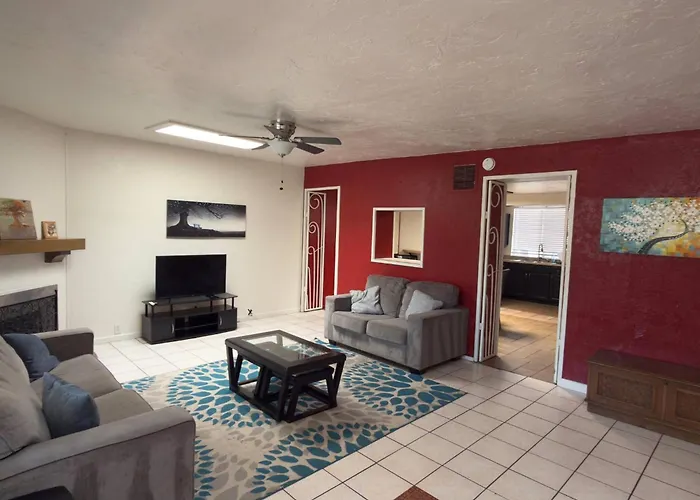 Holiday home Fantastic 4 Bedroom In A Great Area Tucson
