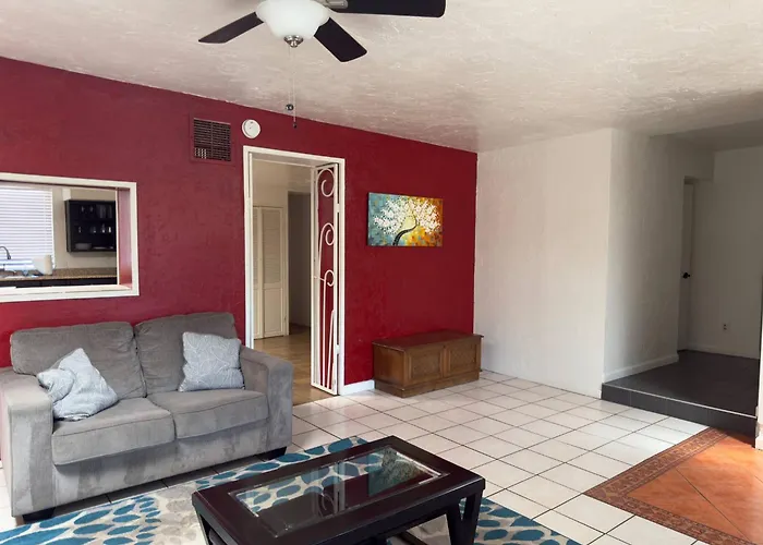 Holiday home Fantastic 4 Bedroom In A Great Area *