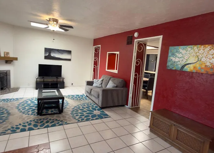 Fantastic 4 Bedroom In A Great Area Tucson